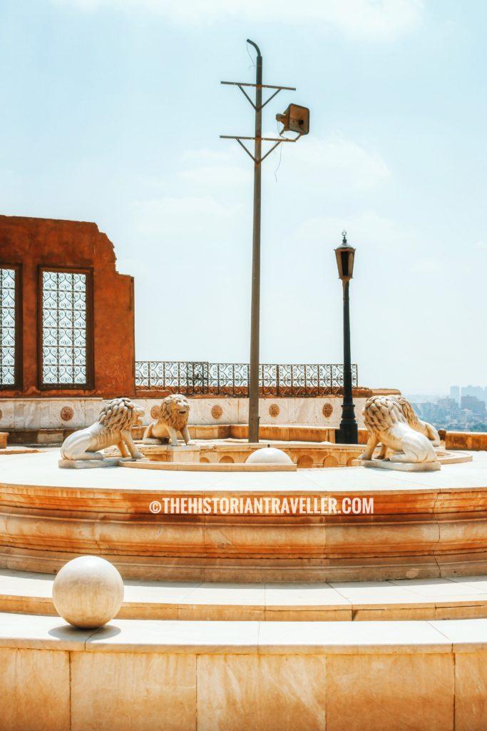 lion fountain in front of the al-gawhara palace guida alla cittadella di saladino 