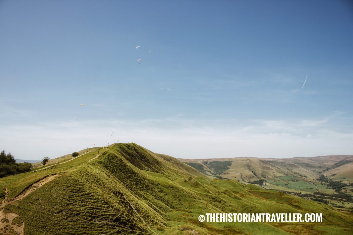 An easy mam tor walking route - View from the hill