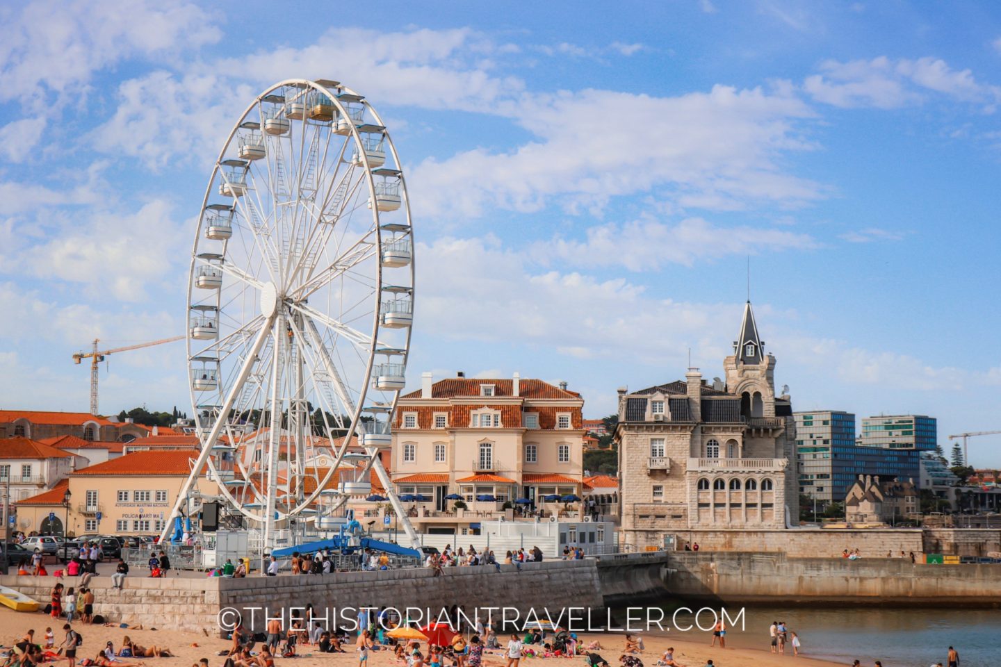 view of cascais and the panoramic wheel - Road trip Portugal