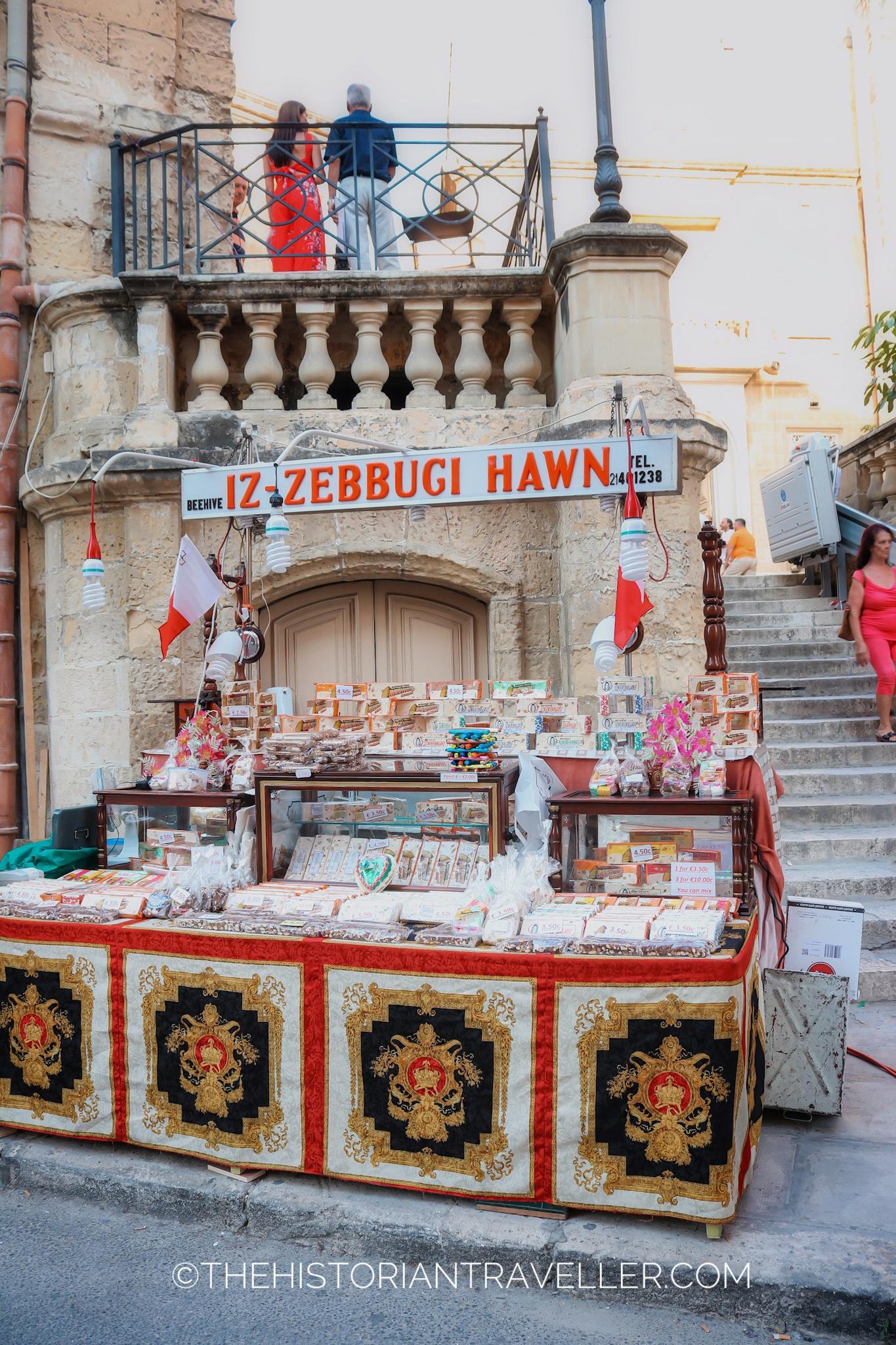 Birgu and the celebratory sweet stands -Malta 6 days itinerary