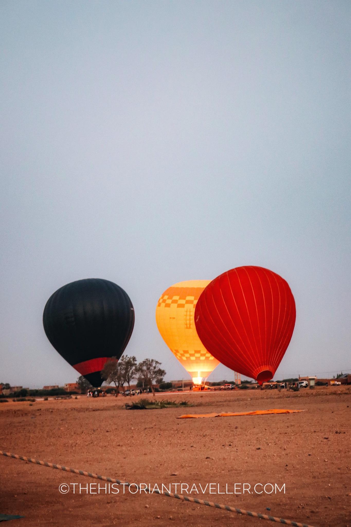 Hot air balloon in Marrakech - 3 hot air balloons grounded